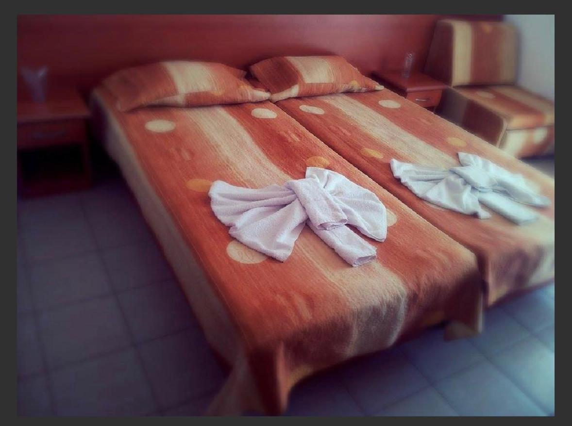 Concordia Plaza 2 Hotel Приморско Екстериор снимка